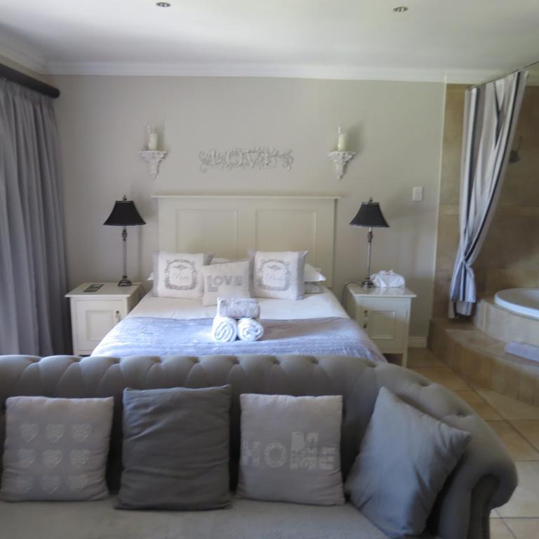 בית הארחה קלרנס 	Bella Vista Self Catering מראה חיצוני תמונה