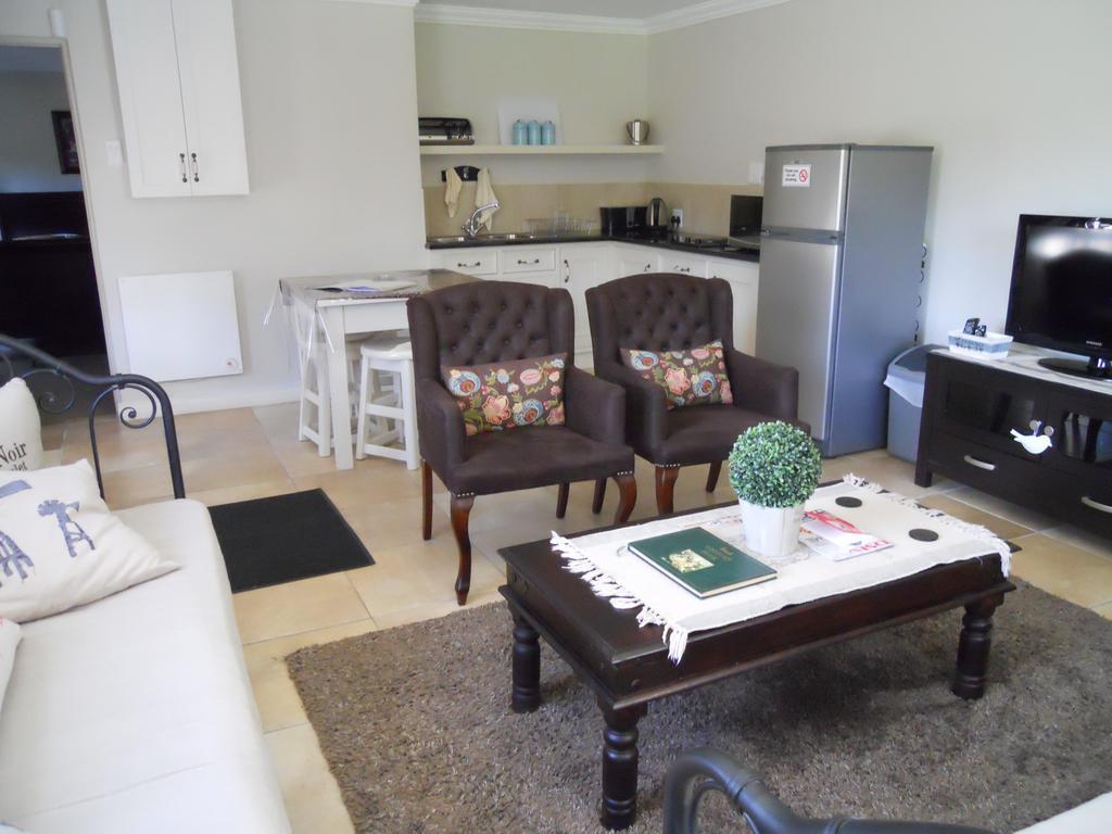 בית הארחה קלרנס 	Bella Vista Self Catering מראה חיצוני תמונה
