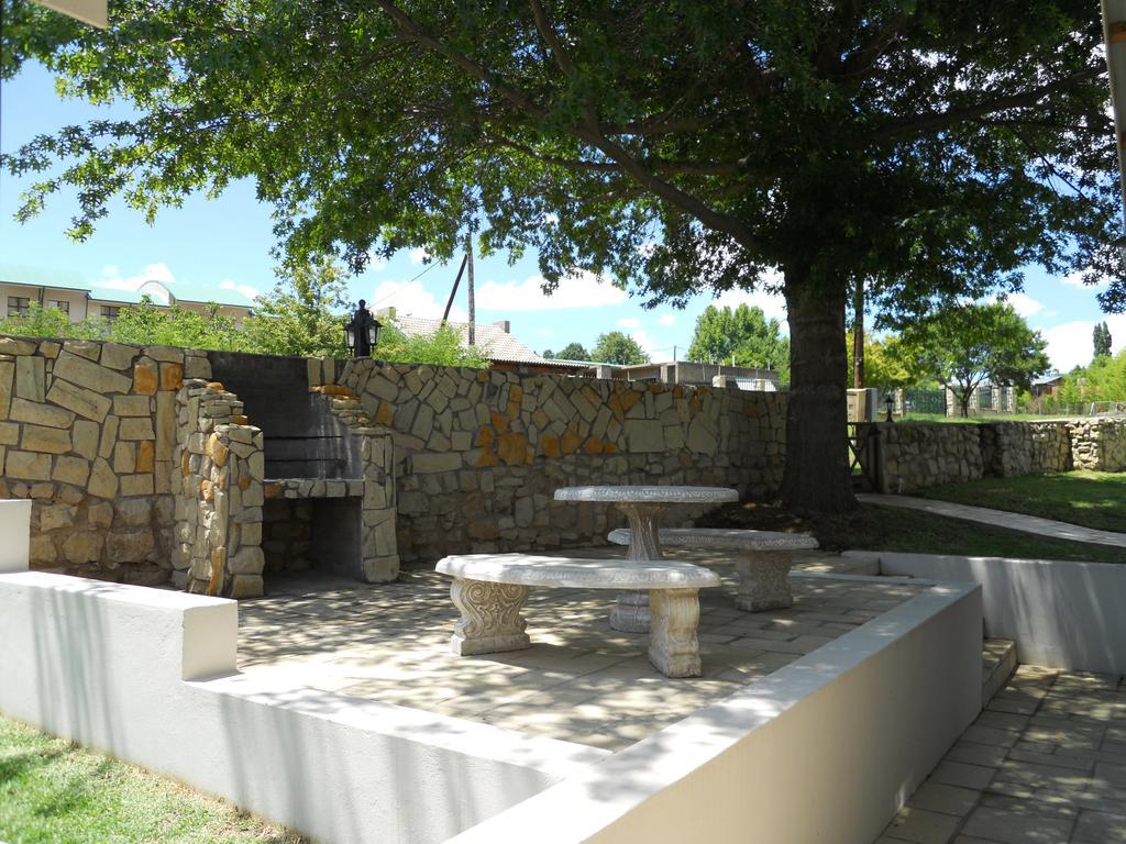 בית הארחה קלרנס 	Bella Vista Self Catering מראה חיצוני תמונה