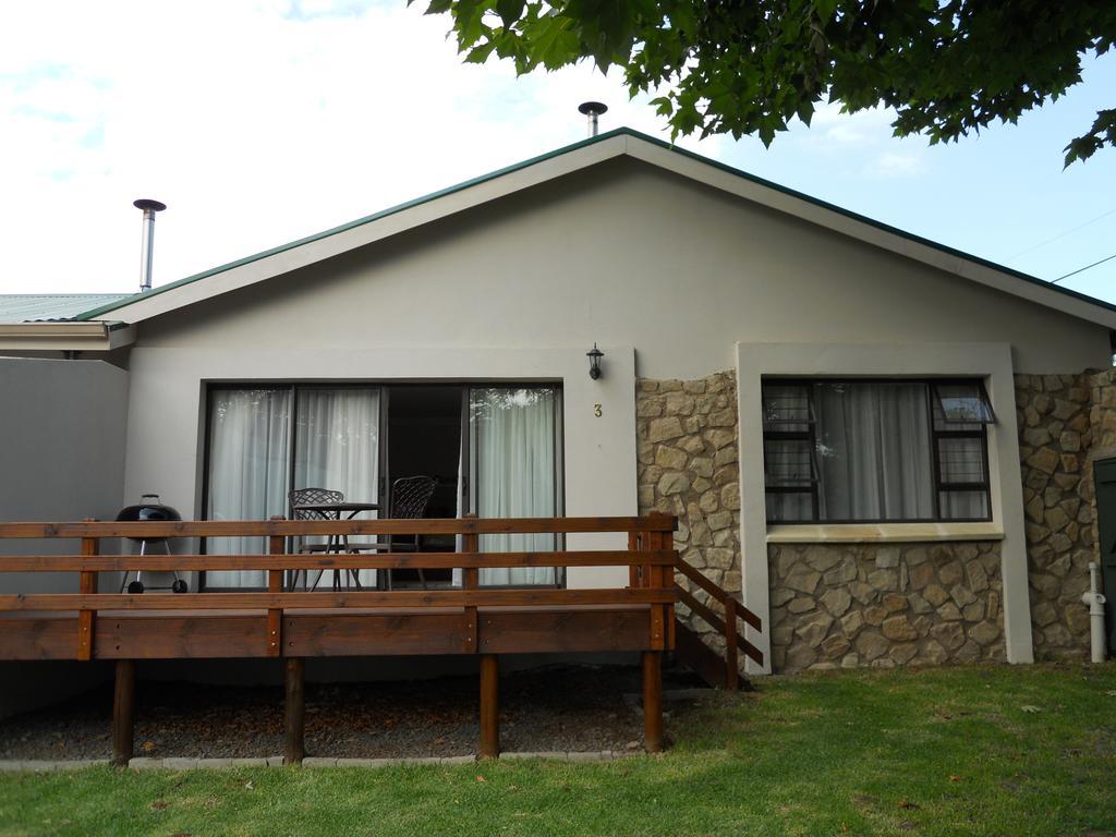 בית הארחה קלרנס 	Bella Vista Self Catering מראה חיצוני תמונה